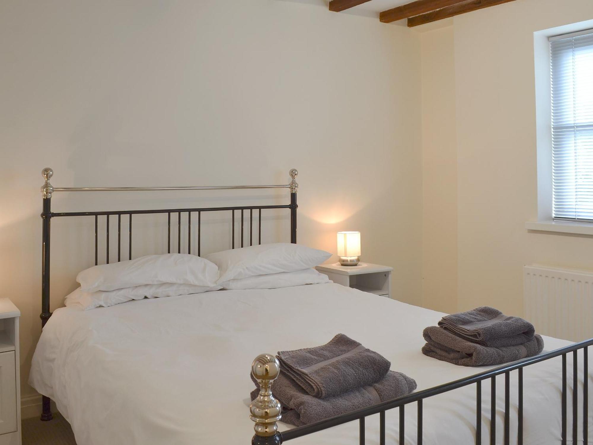 The Old Stables Villa Standon ภายนอก รูปภาพ